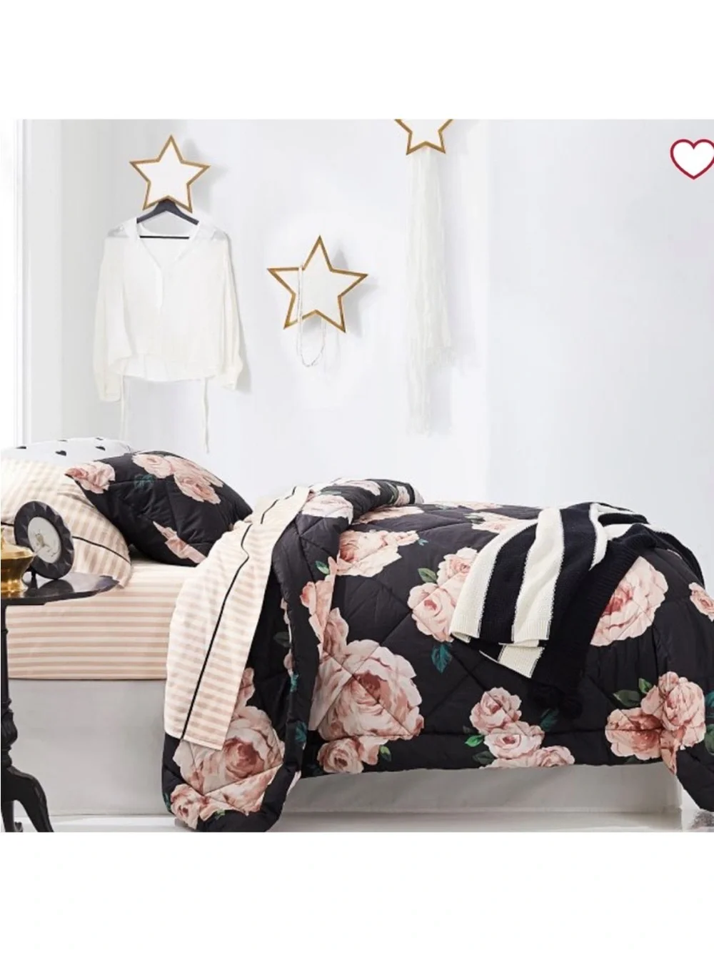 Pottery Barn Emily & Meritt Bed Of Roses full/queen  Duvet Cover